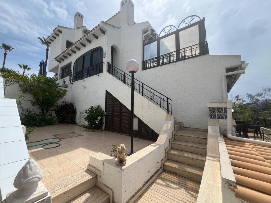 Main image of property: Valencia, Alicante, Cabo Roig