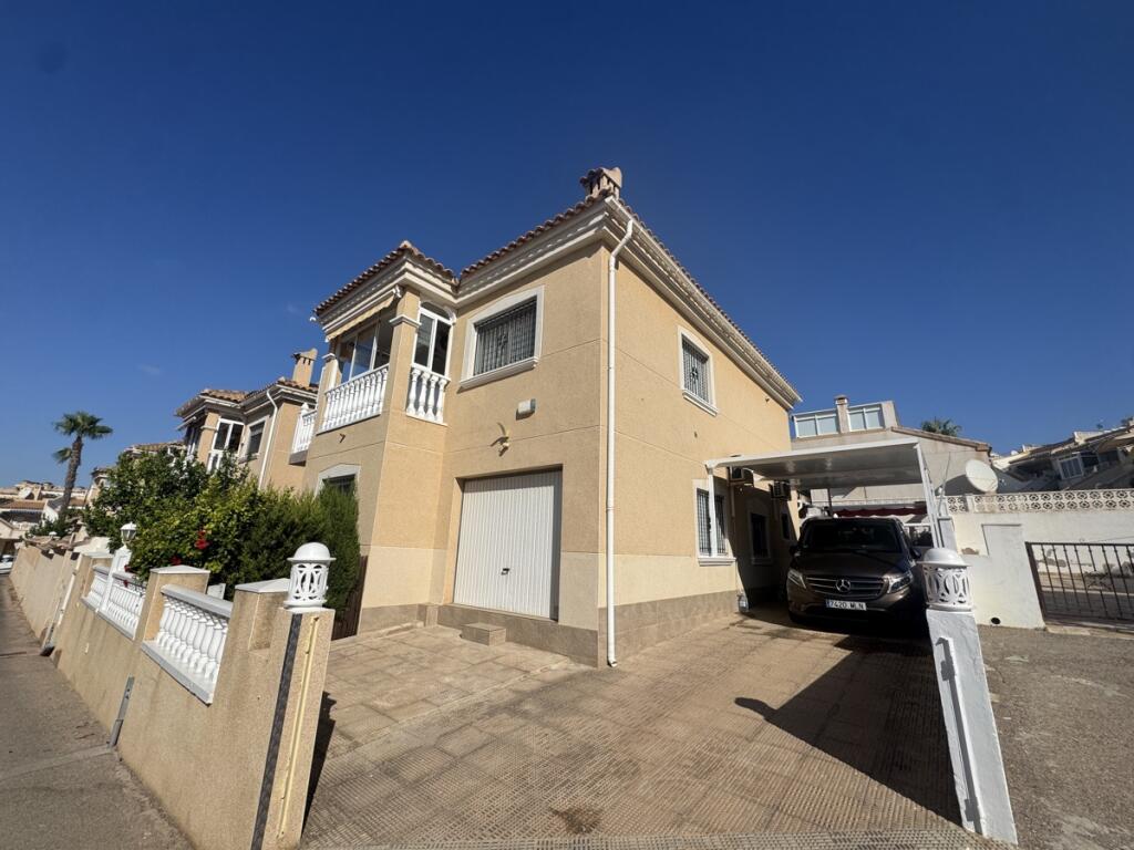 Main image of property: Valencia, Alicante, Villamartin
