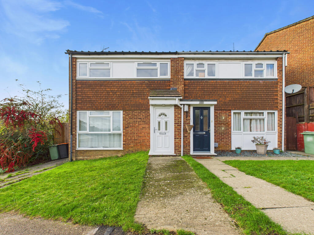 Main image of property: Knaves Hill, Leighton Buzzard