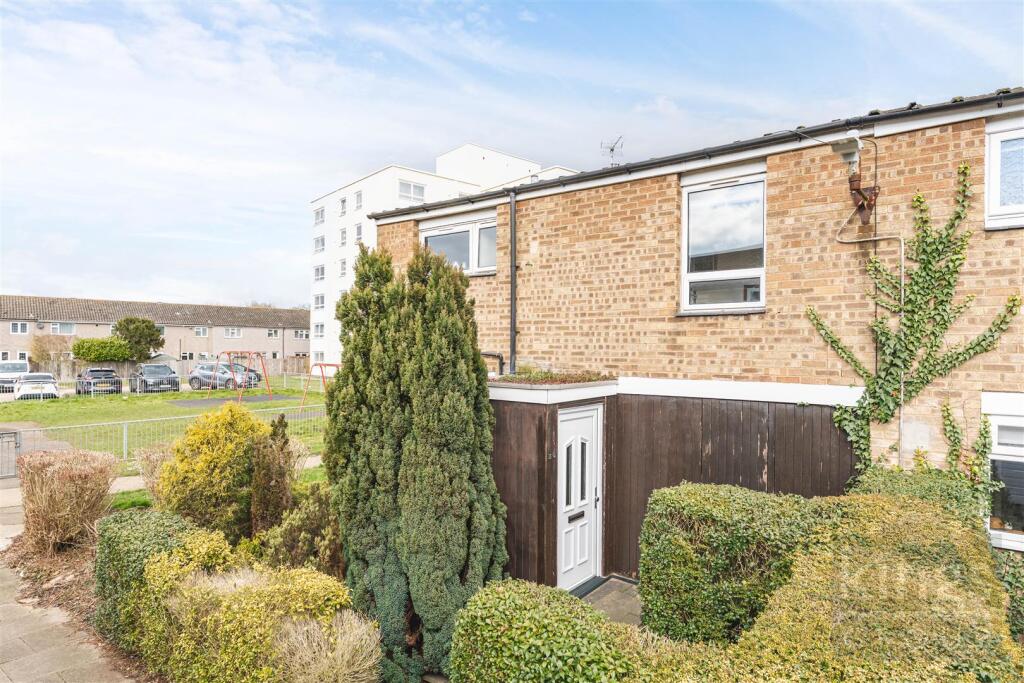 Main image of property: Moorfield, Harlow