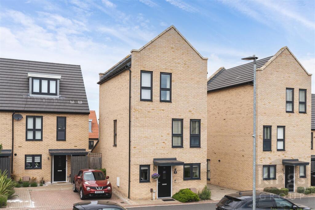 Main image of property: Iceni Square, Harlow