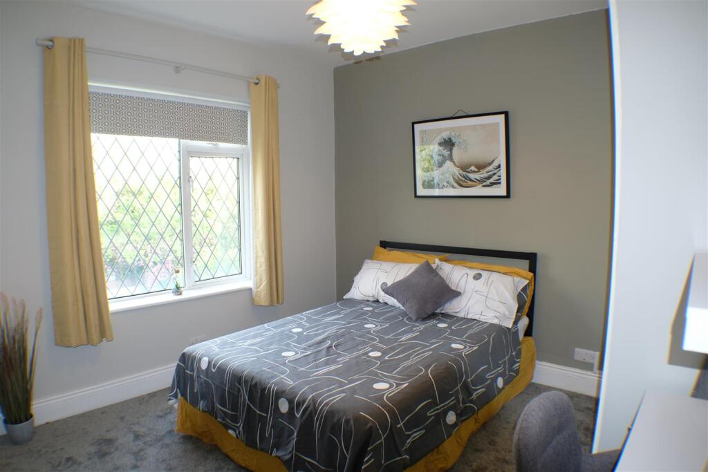 Main image of property: New Road, Stoke Gifford