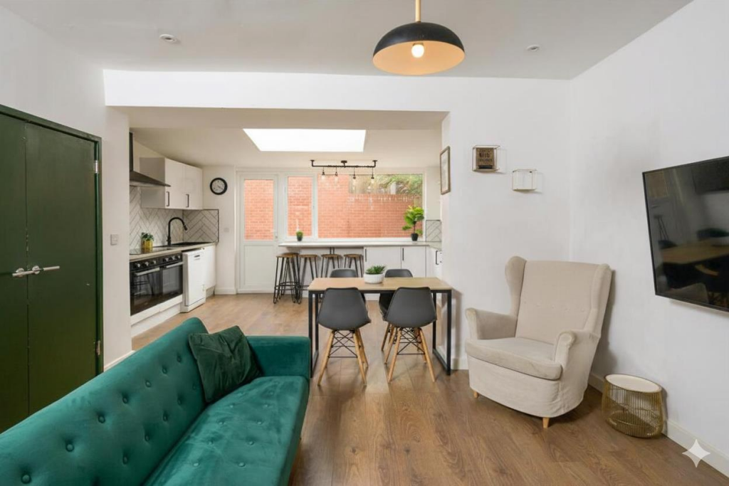 Main image of property: Oxford Street, Barton Hill, Bristol