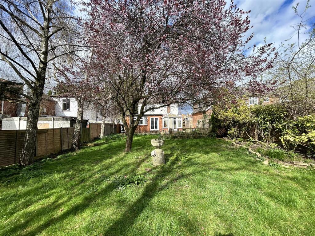 Main image of property: Room 4, Hart Road