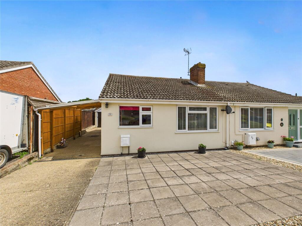 Main image of property: Chatsworth Crescent, Trimley St. Mary, Felixstowe, Suffolk, IP11