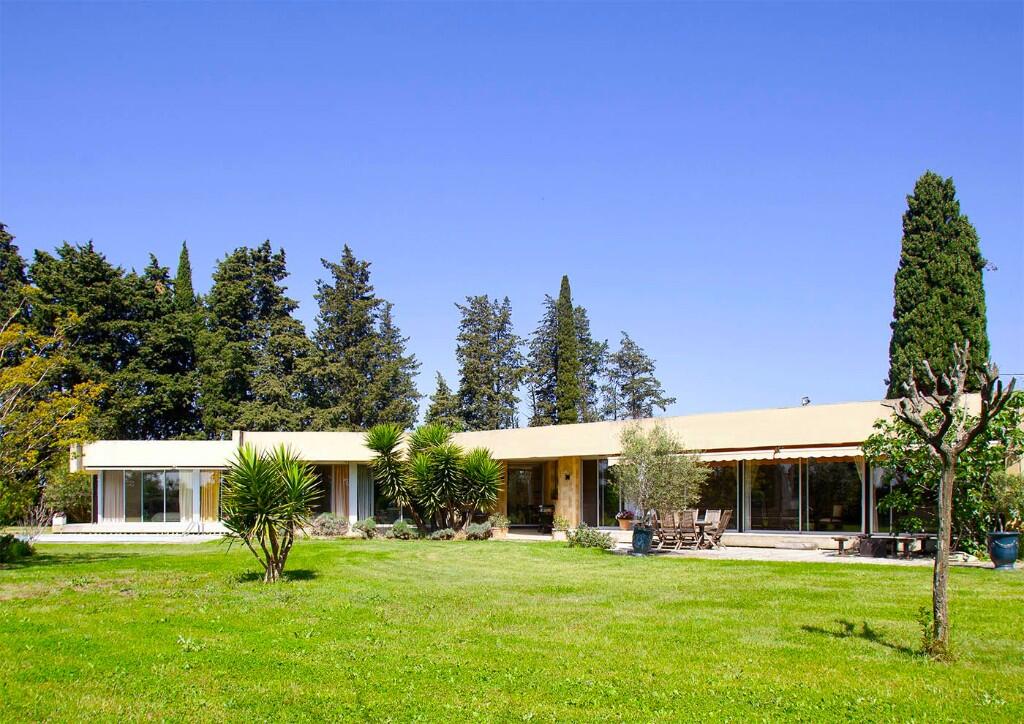 Main image of property: Nîmes, Gard, Languedoc-Roussillon