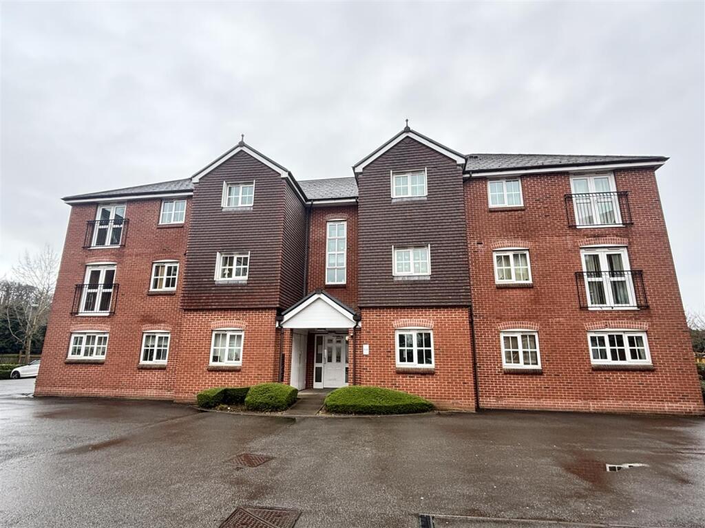 Main image of property: Hendeley Court, Burton-On-Trent, DE14 2BH