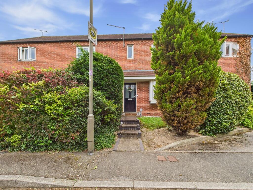Main image of property: Jubilee Close, Melbourne, DE73 8GR