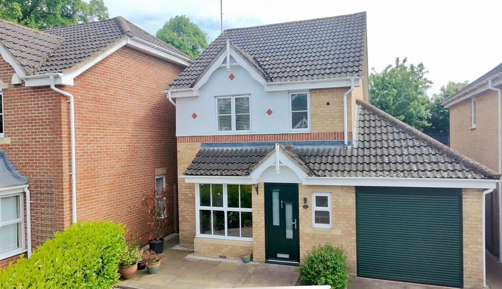 Main image of property: The Old Orchard, Farnham, GU9 8UR