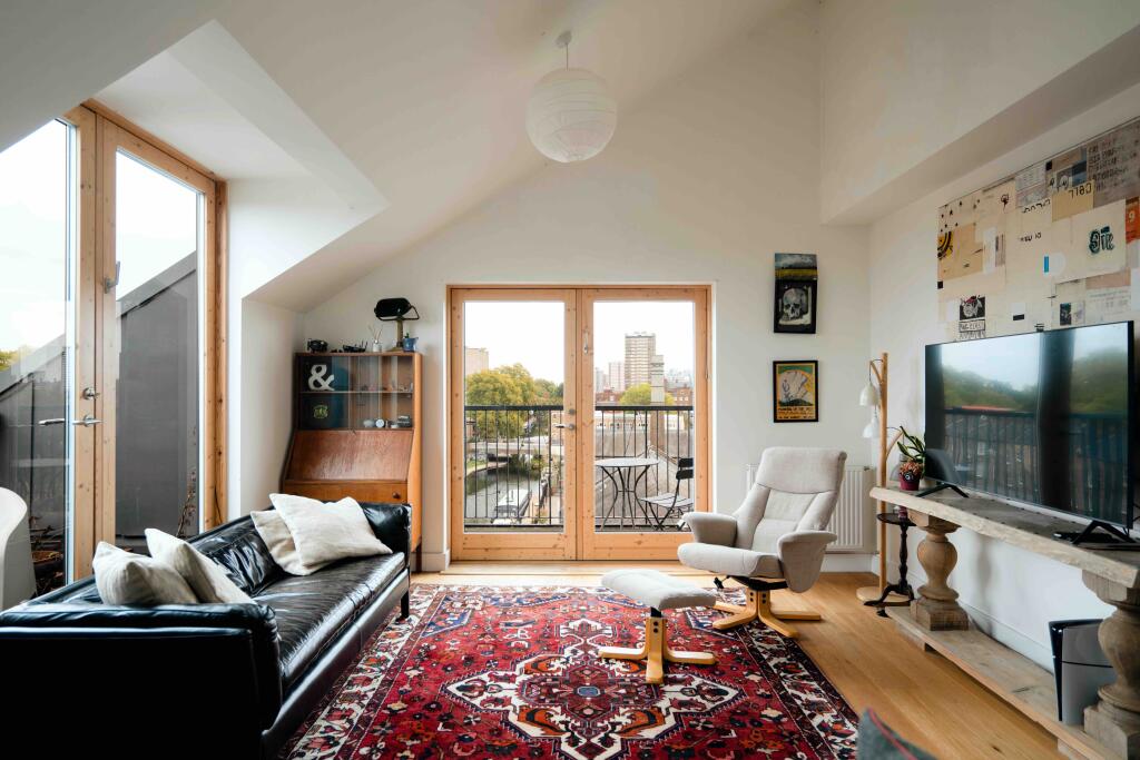 Main image of property: Stoneway Walk, London, E3