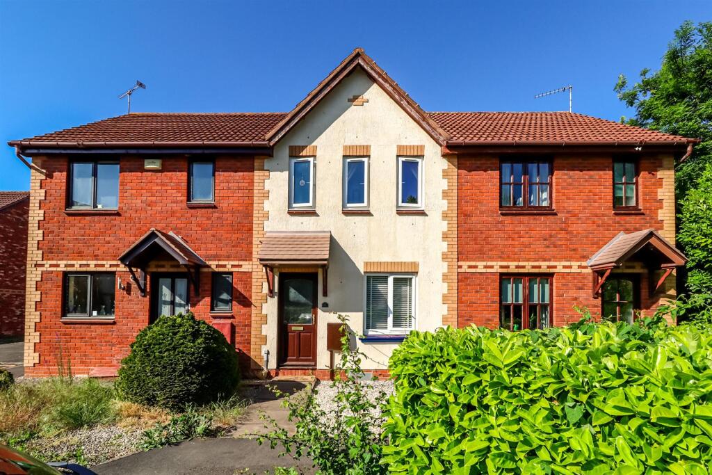 Main image of property: Hucclecote GL3 3UG