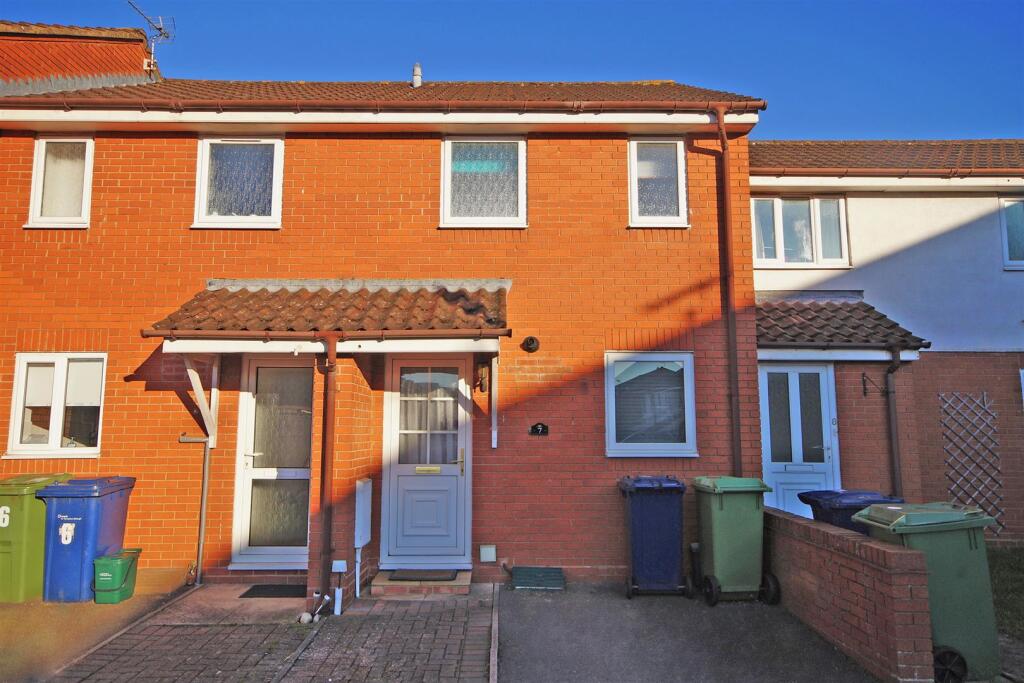 Main image of property: Bishops Cleeve GL52 8TE