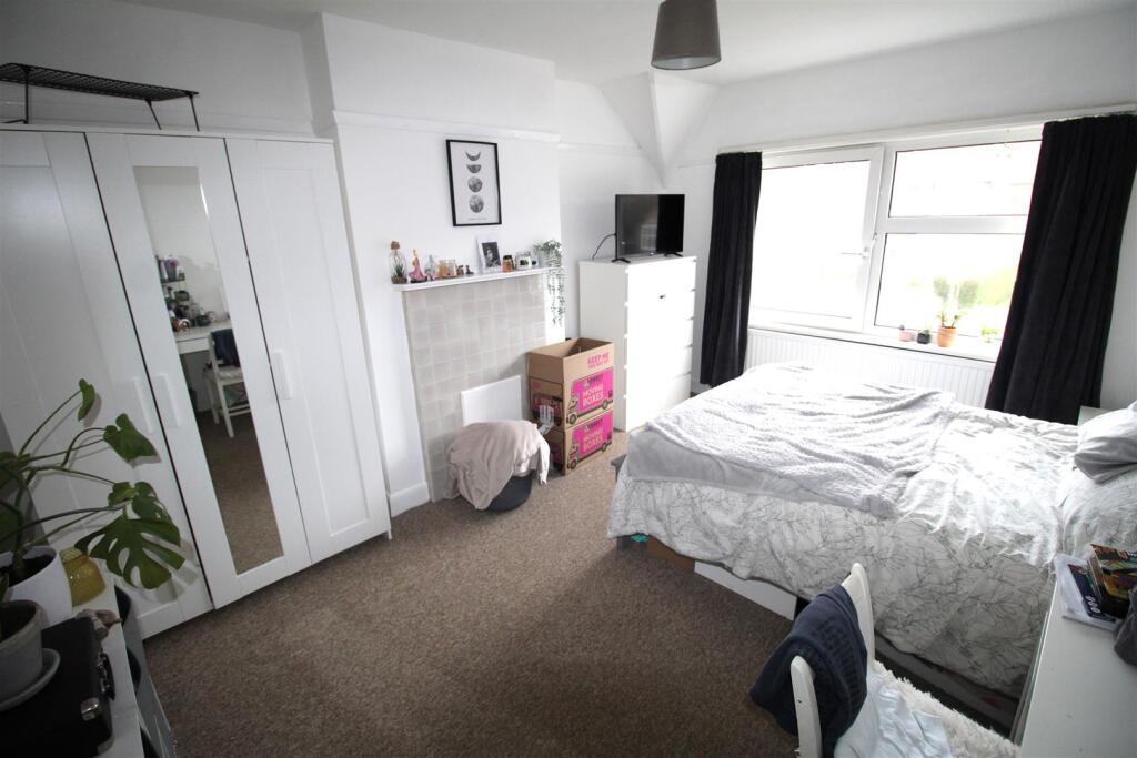 Additional property image - Haynes Road, Worthing, West Sussex