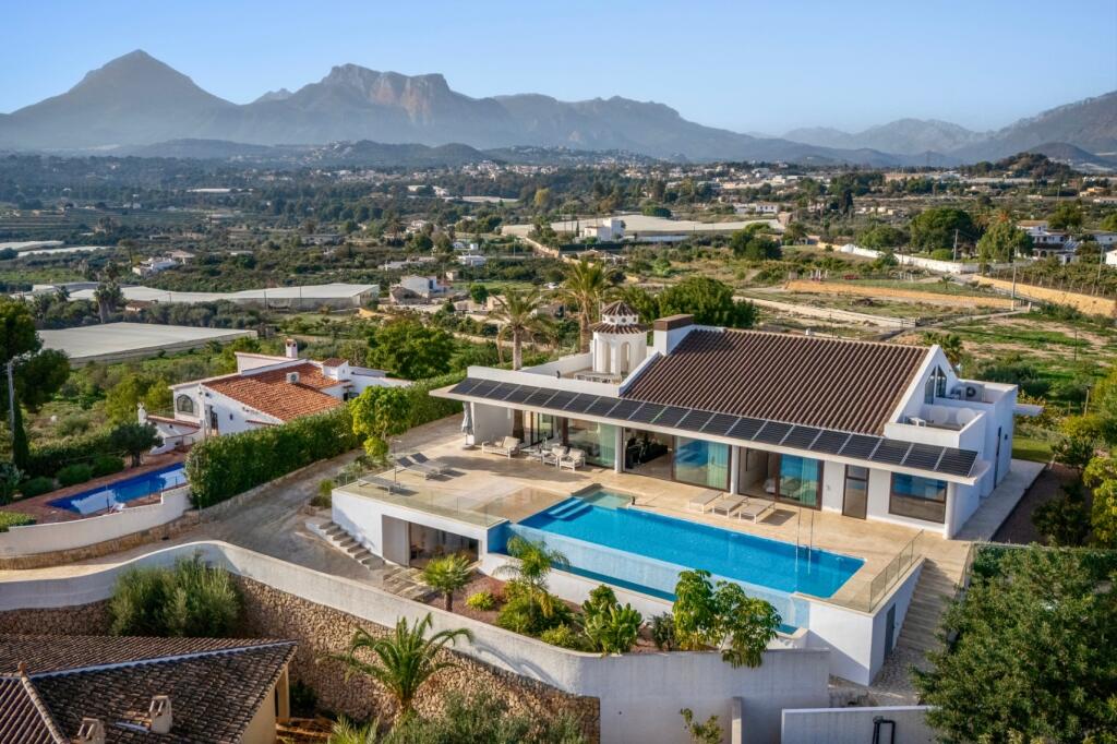 Main image of property: Valencia, Alicante, Altea