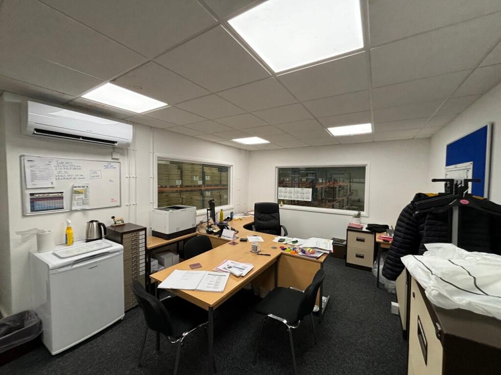 Additional property image - Unit D, De Clare House, Pontygwindy Road, Caerphilly, CF83 3HU
