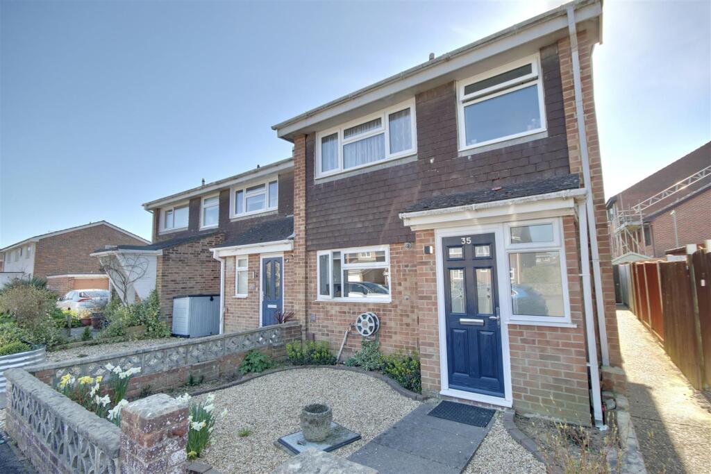 Main image of property: Sea Crest Road, Lee-On-The-Solent