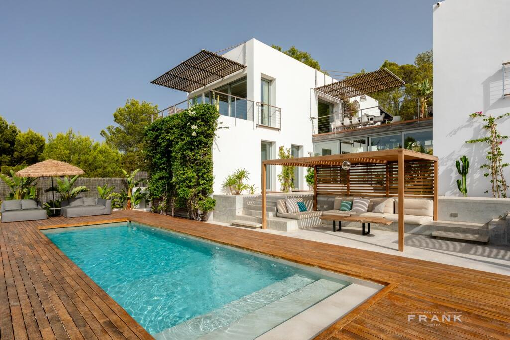 Main image of property: Balearic Islands, Ibiza, Cala Moli