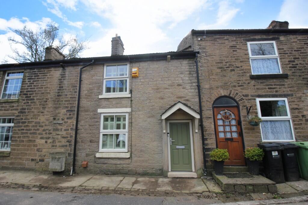 Main image of property: Moor End Road, Mellor, SK6 5PT