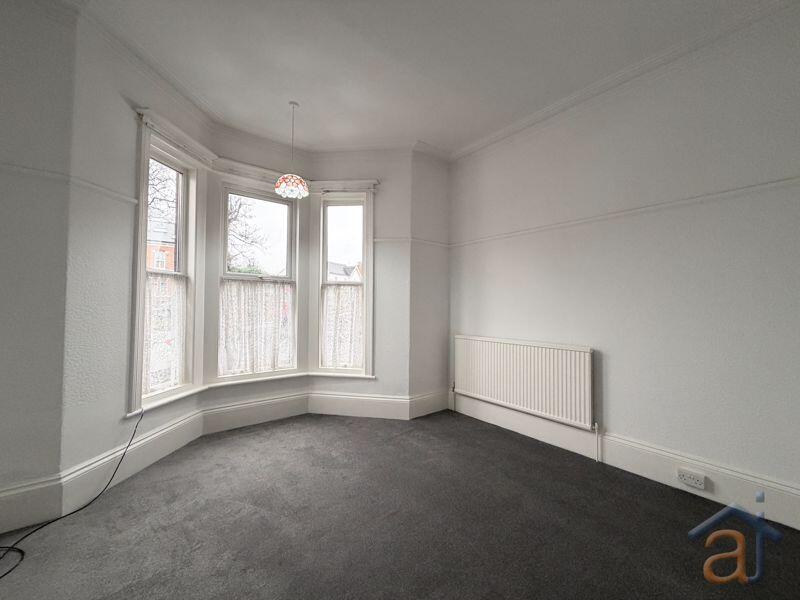 Main image of property: To Let - The Coach House, Crescent Road - One-bedroom