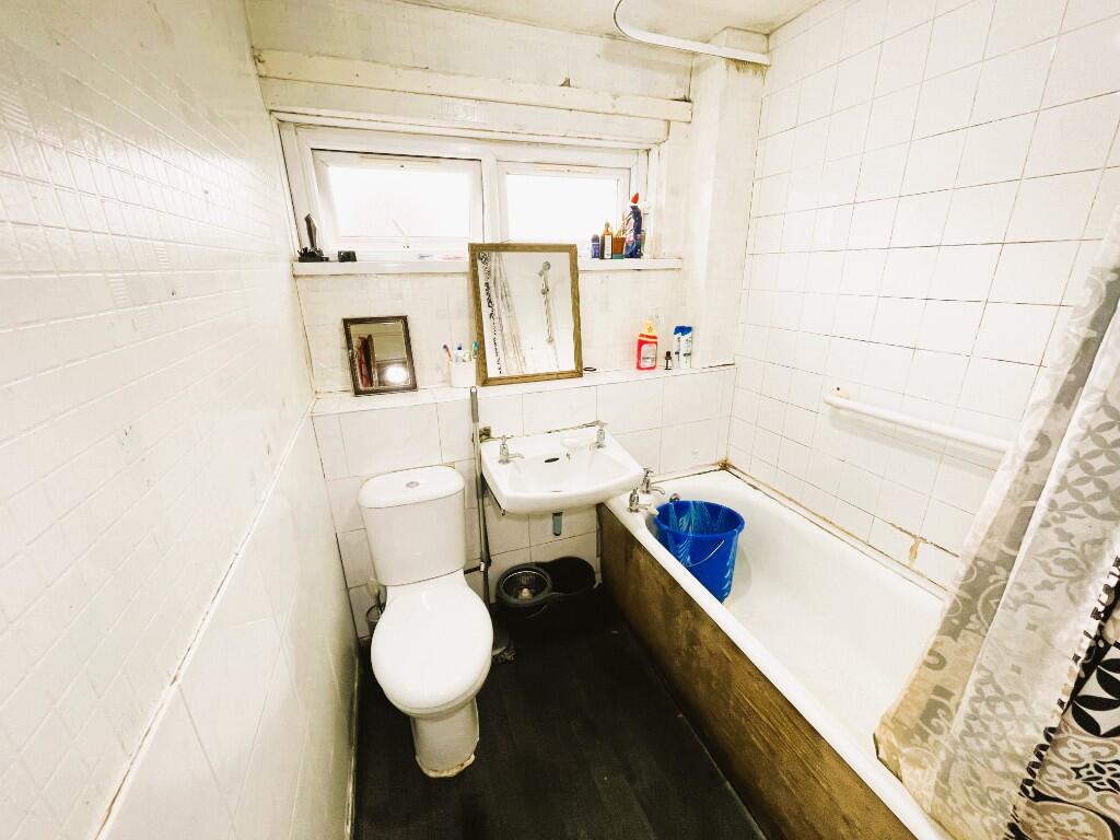 Additional property image - Darnel Croft, Birmingham, B10