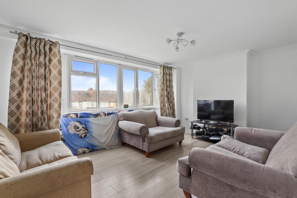 Main image of property: Warminster Gardens SE25