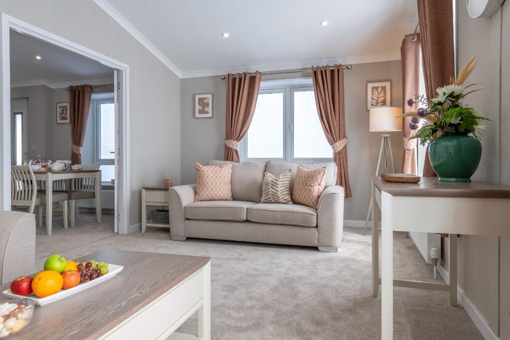 Additional property image - Higher Lane,
Salterforth,
Colne,
BB185SH