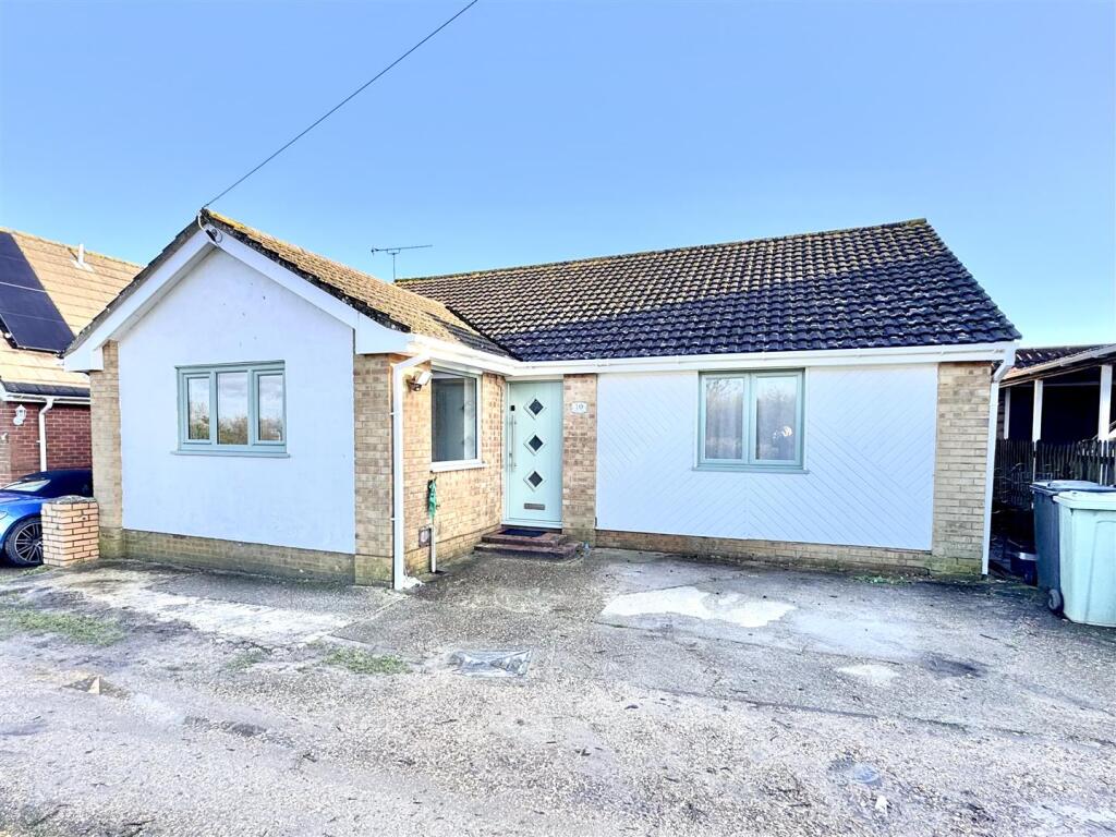 Main image of property: 10 Solent View Calshot,