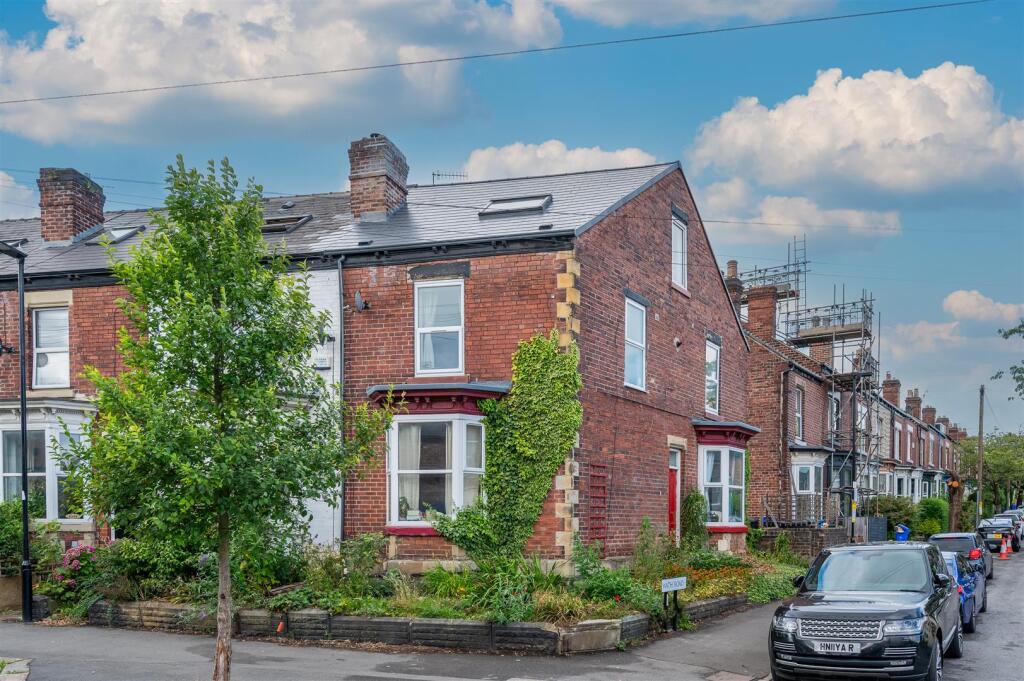 Main image of property: Wath Road, Nether Edge, S7