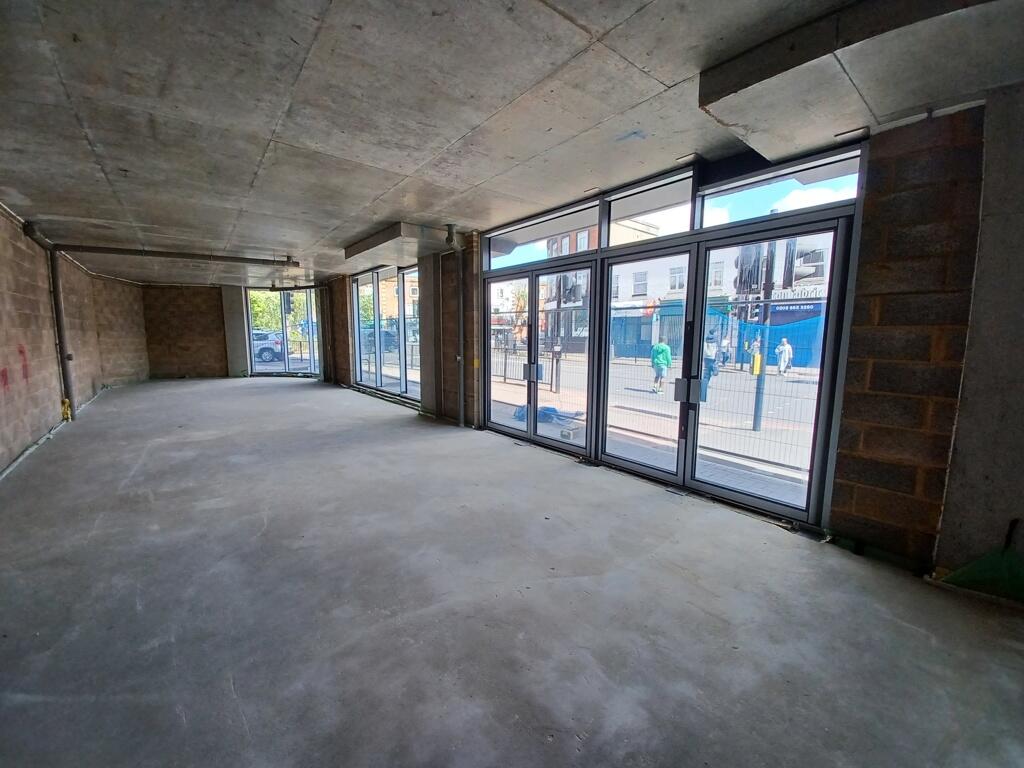 Additional property image - 745 London Road, Thornton Heath, CR7 6AW