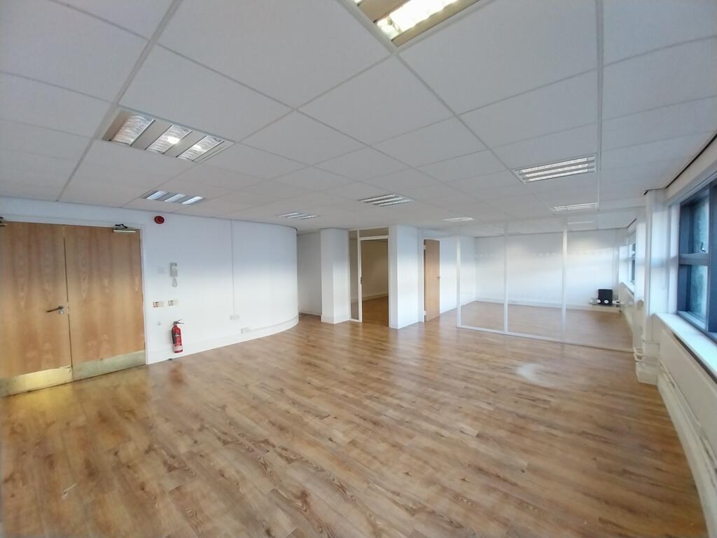 Additional property image - Suites 1b & 1c Quadrant House, 47 Croydon Road, Caterham, Surrey, CR3 6TR