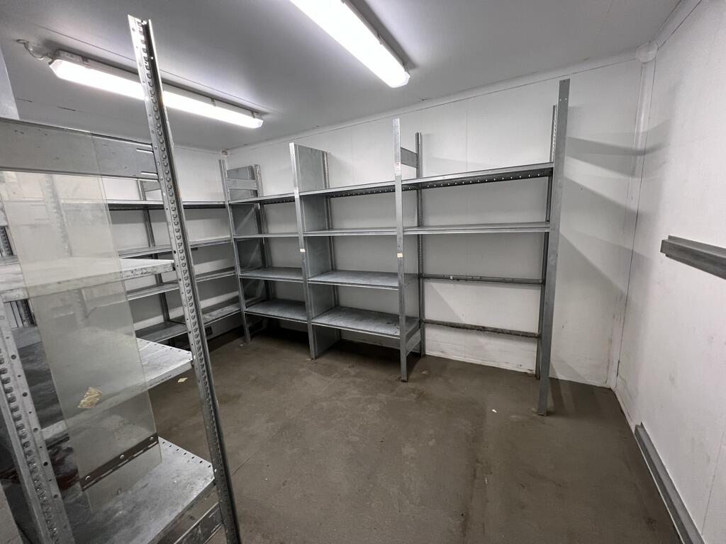 Additional property image - 279 Brighton Road, South Croydon, Surrey, CR2 6EQ