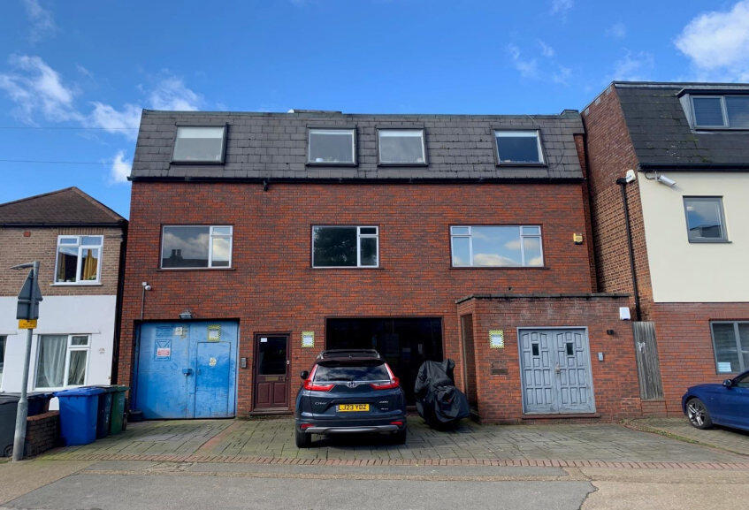 Main image of property: 135 Red Lion Road, Surbiton, Surrey, KT6 7RQ