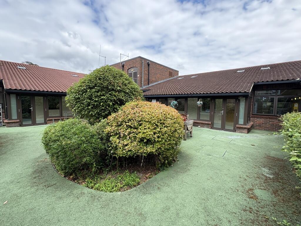 Main image of property: Part Rear Horsham Community Hospital, Hurst Road, Horsham, West Sussex, RH12 2DR