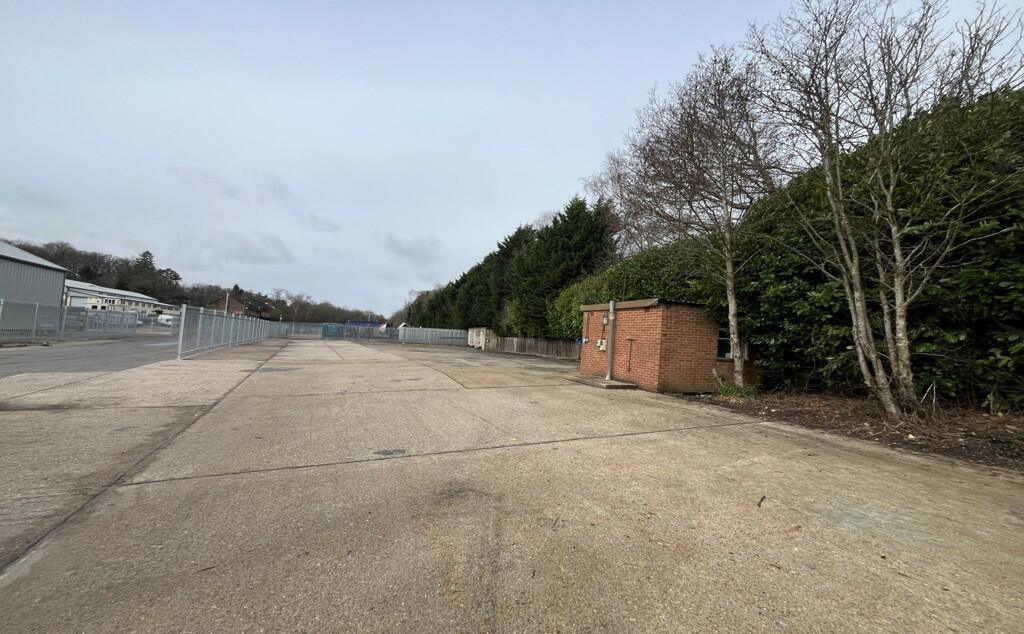 Main image of property: Rowfant Open Storage, Wallage Lane, Rowfant, Crawley, West Sussex, RH10 4NF