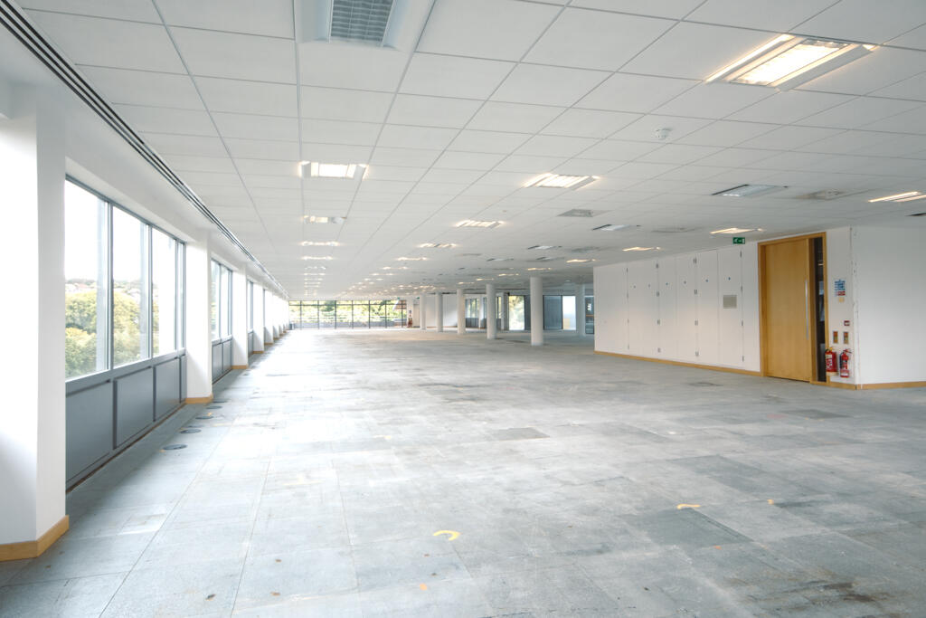 Additional property image - Two City Park, The Droveway, Hove BN3 7PZ