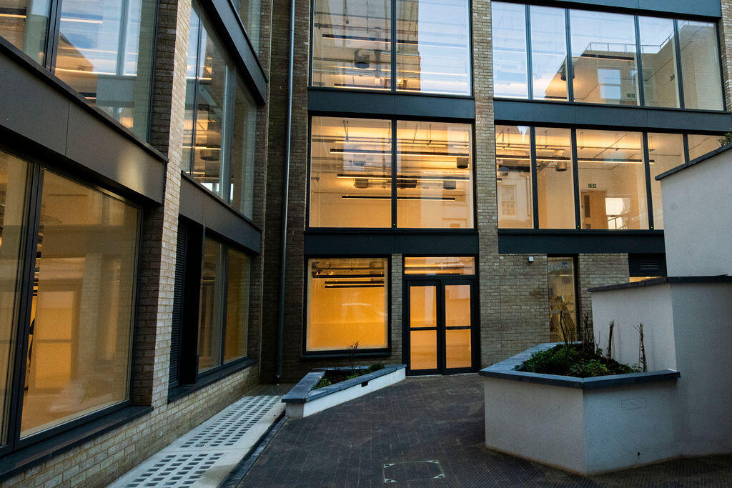 Additional property image - 10, Middle Street, Brighton BN1 1AL
