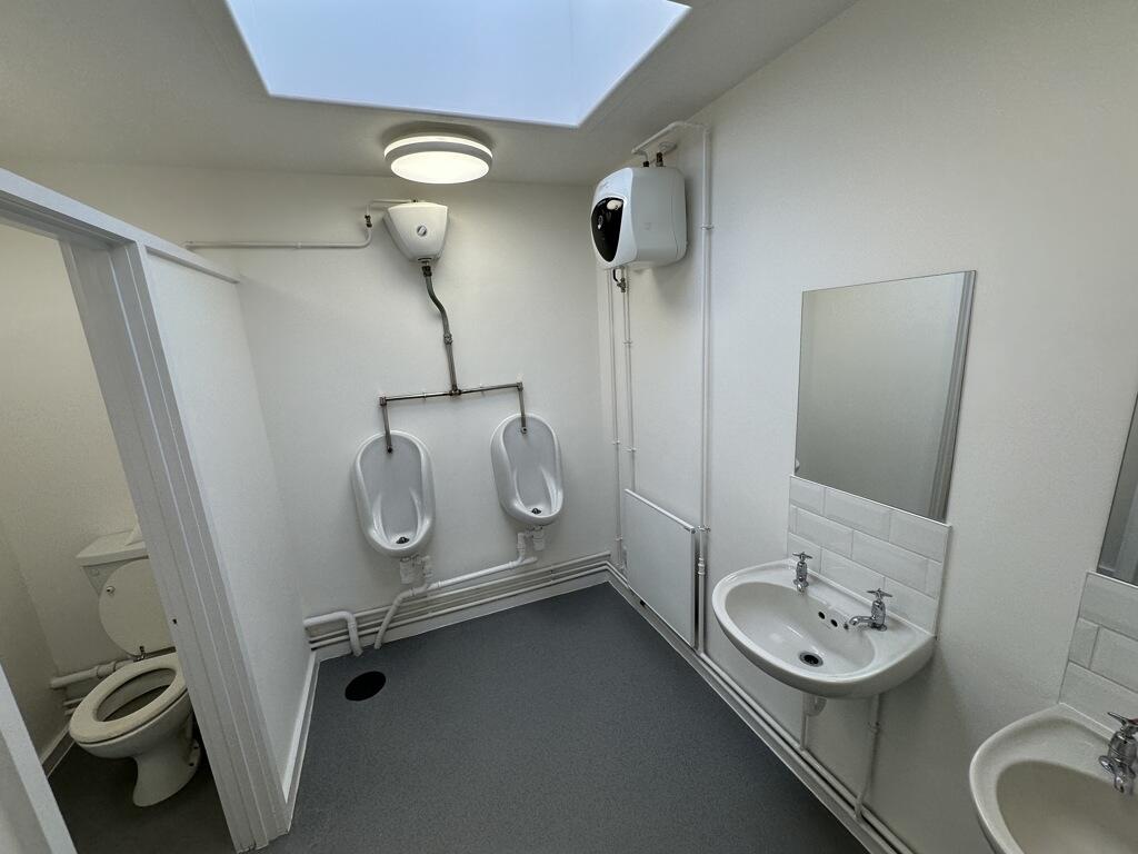 Additional property image - 2a & 2b Birch Close, Eastbourne, Eastbourne BN23 6PE