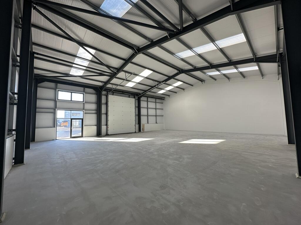 Additional property image - Block E, Swallow Enterprise Park, Diamond Drive, Lower Dicker, Hailsham, East Sussex, BN27 4EL