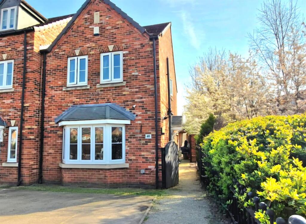Main image of property: Roebuck Chase, Wath-Upon-Dearne, Rotherham S63 6FH