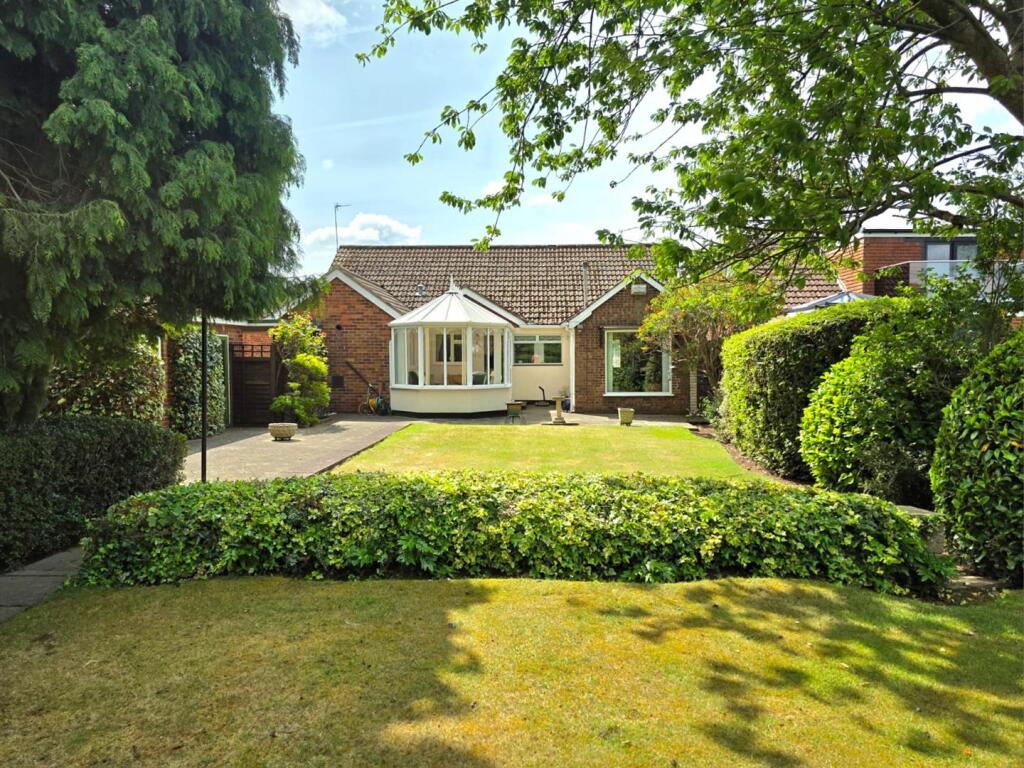 Main image of property: Rose Hill Rise, Doncaster, DN4 5LE