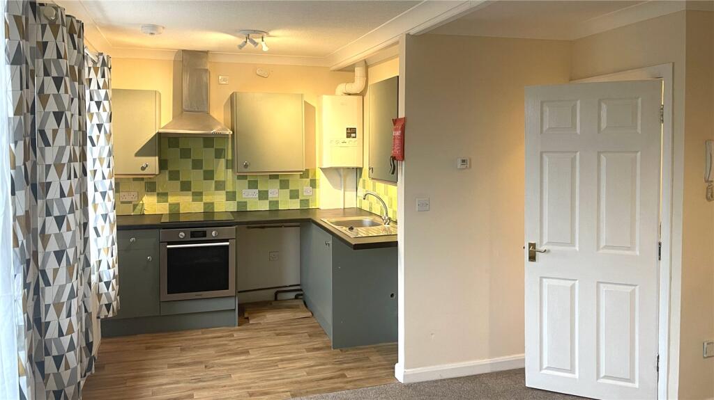 Main image of property: Beach Road, Paignton, Devon, TQ4