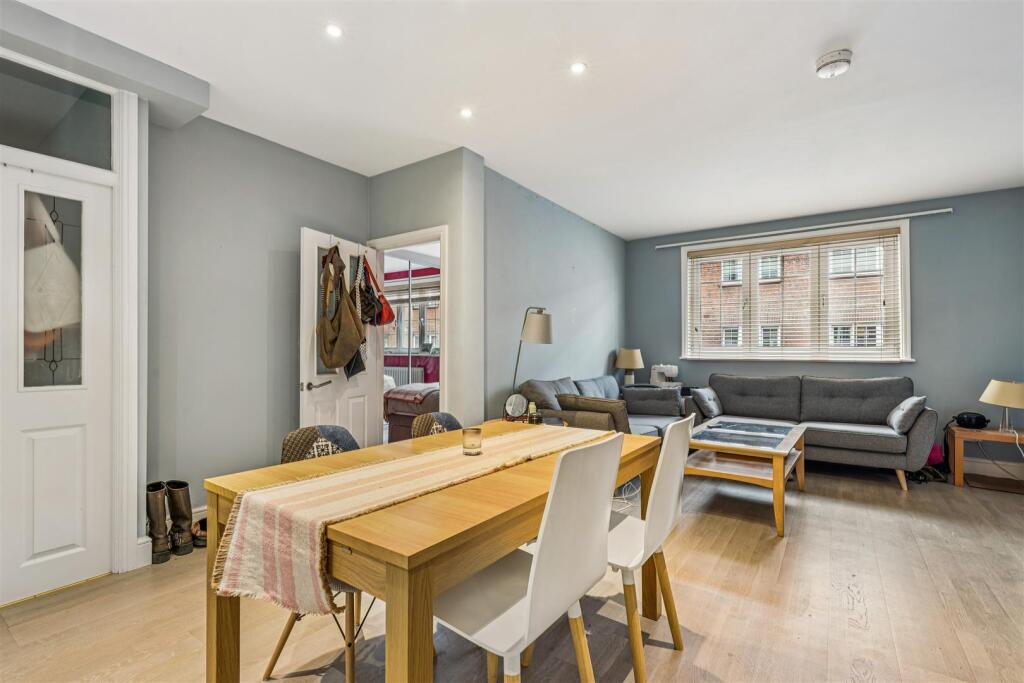 Main image of property: Ranelagh Gardens, London, SW6