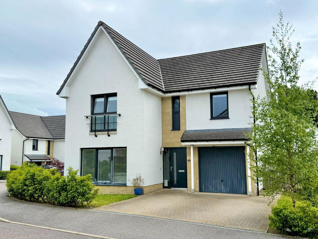 Main image of property: 31 Ruighard Place, Inverness, IV3 8DZ