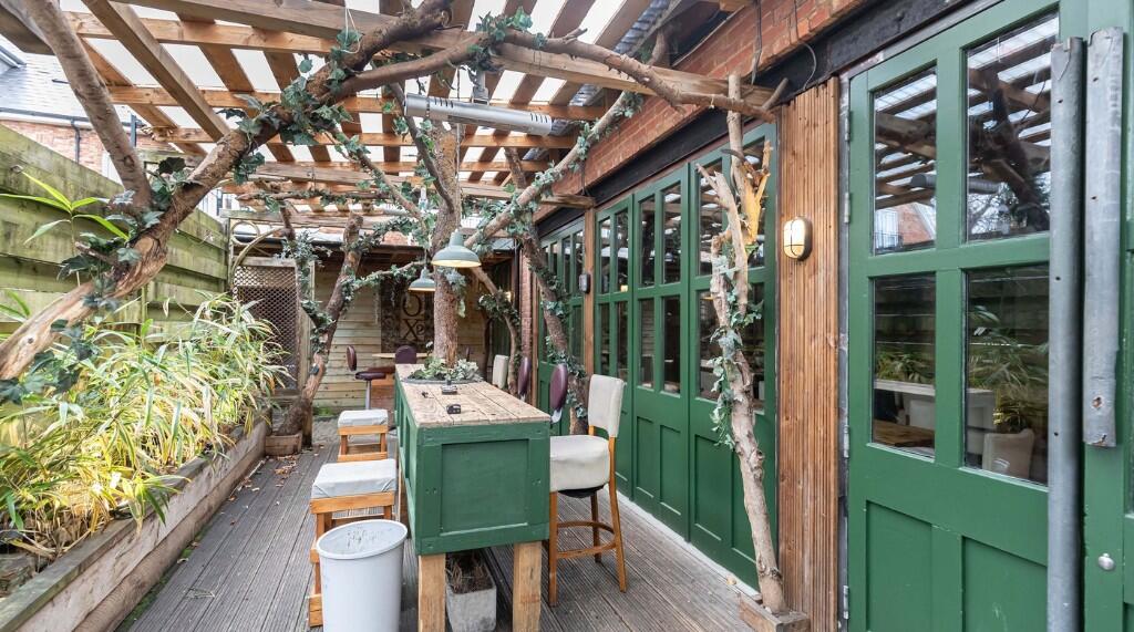 Additional property image - The Ox, Commercial Road, Poole, Dorset, BH14