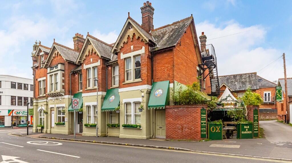Additional property image - The Ox, Commercial Road, Poole, Dorset, BH14