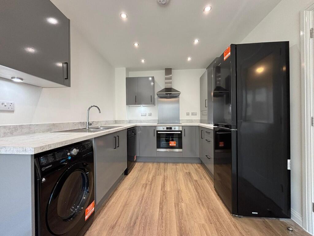 Main image of property: Yew Gardens, Exeter, Devon, EX1