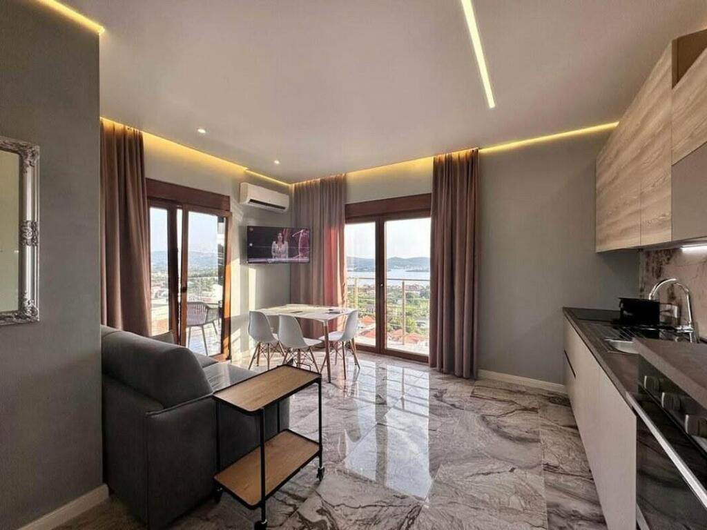 Main image of property: Tivat