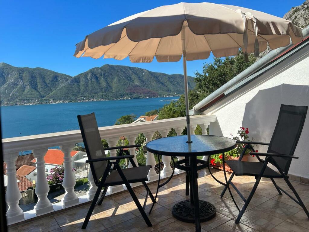 Main image of property: Kotor