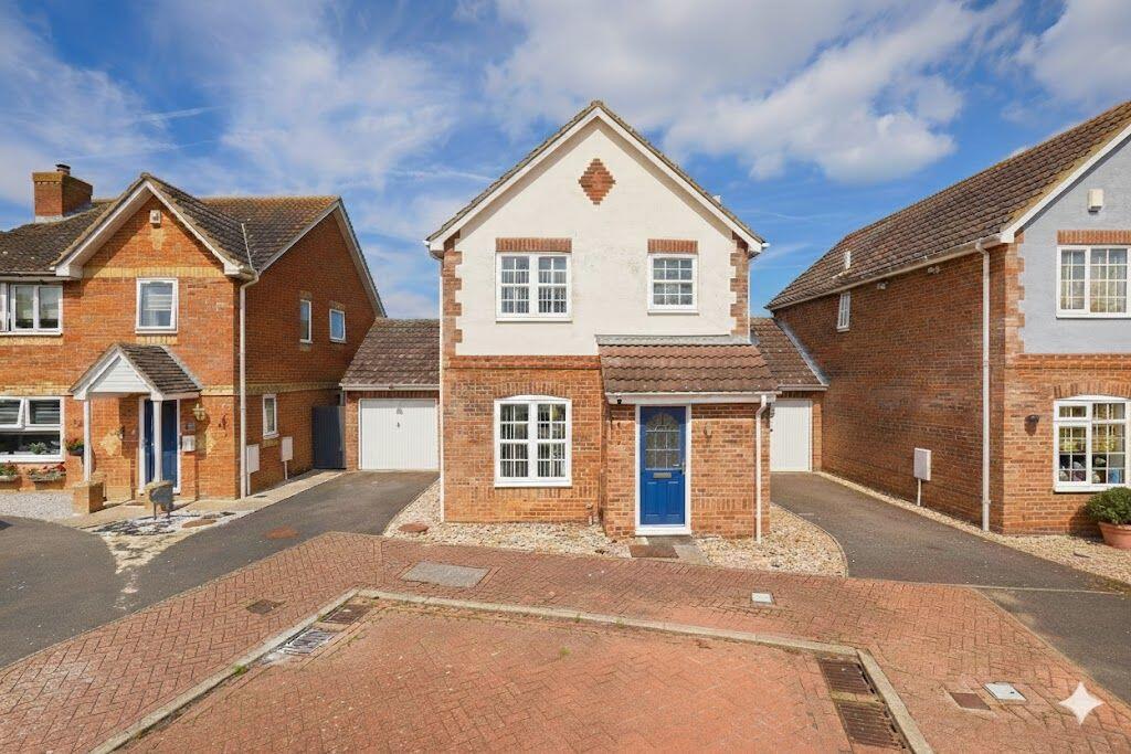 Main image of property: Anne Boleyn Close, Eastchurch, Sheerness, ME12 4DT