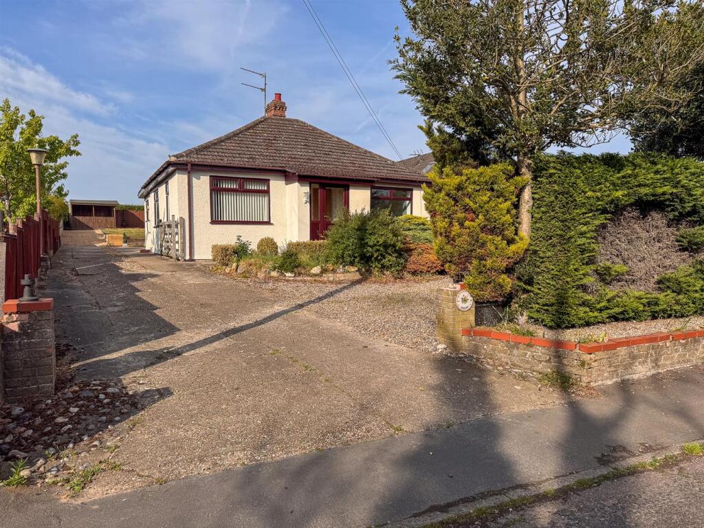 Main image of property: Lowestoft Road, Worlingham